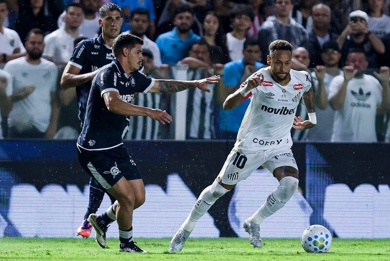 Santos vs Flamengo - Quá khó cho Neymar